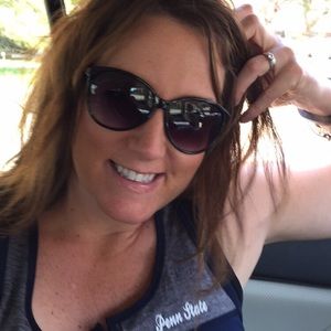 Meet your Posher, Valerie